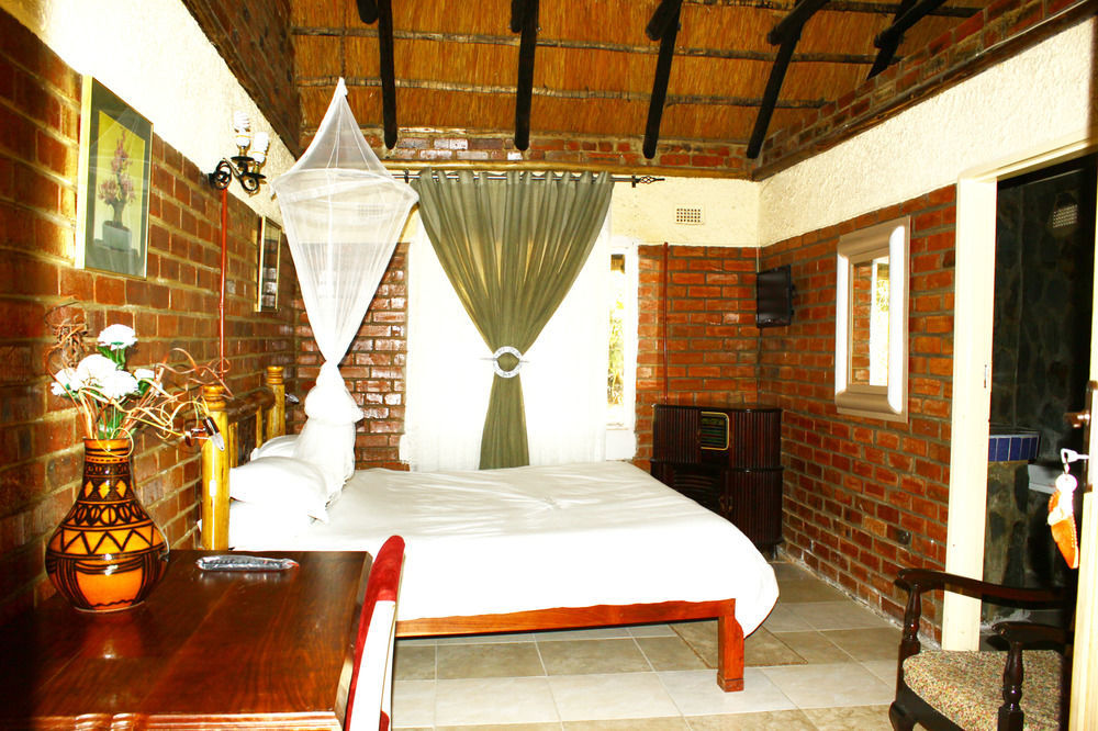 Entabeni Lodge Bulawayo Exterior photo